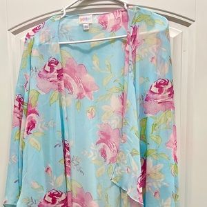 NWOT Floral kimono